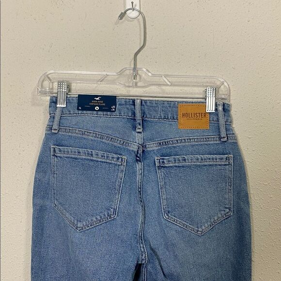 NWT High-Rise Vintage Flare Jeans | Y2K | Light Wash | Women's Size 1Long - Picture 4 of 16